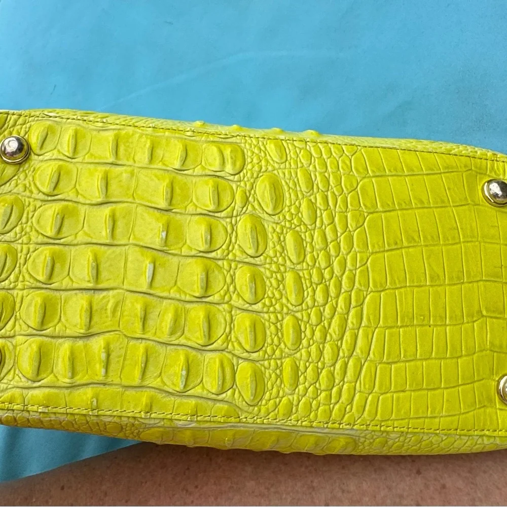 🍋‍🟩🐊Brahmin Lime Crocodile Lemongrass Embossed Satchel (Rare) EUC🐊